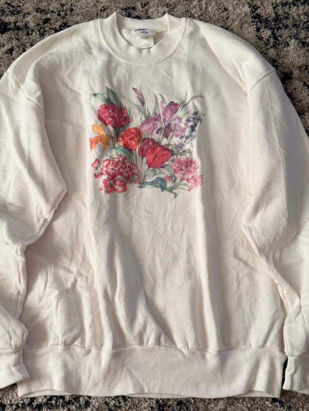Vintage Floral Bouquet Crewneck Sweatshirt Cream Cottagecore Grandmacore